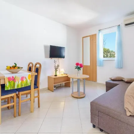 - Comfort One Bedroom G3 아파트 룸바르다