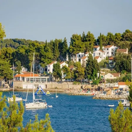 - Comfort One Bedroom G3 Apartment *