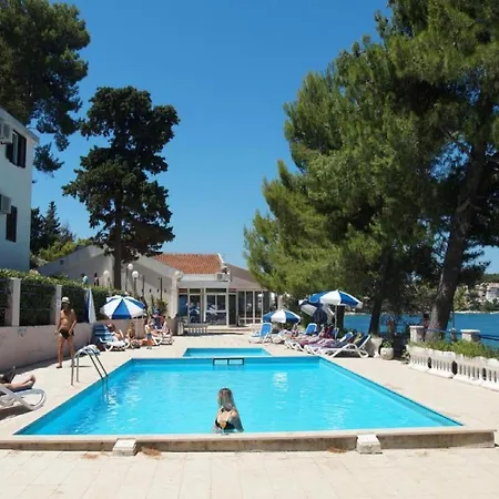 - Comfort One Bedroom G3